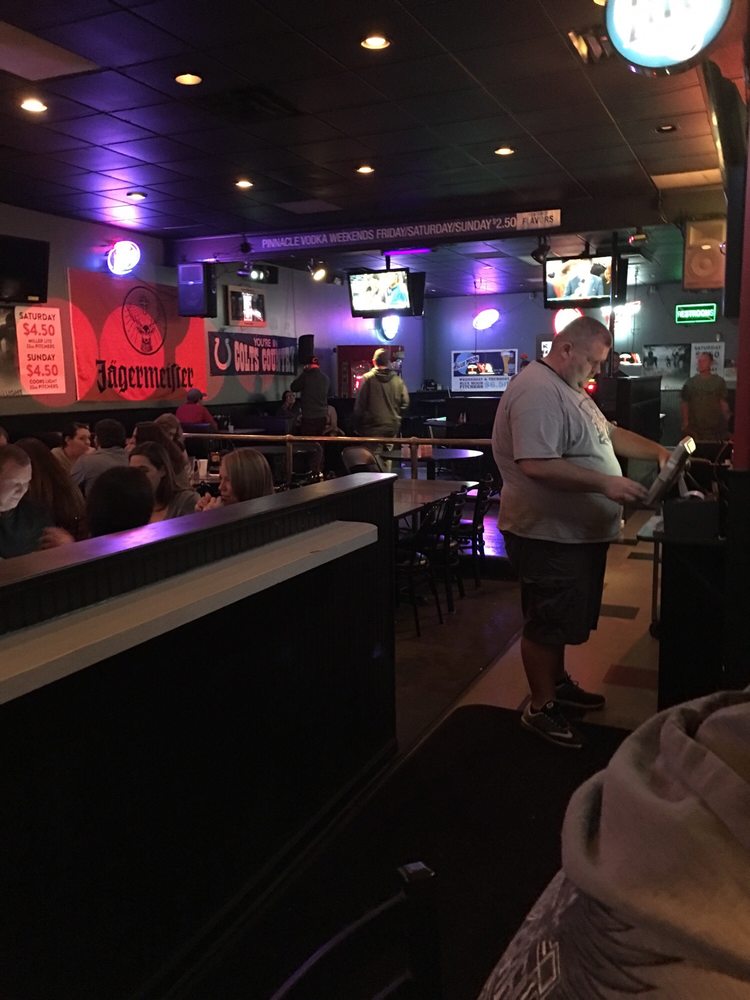 B. Barton's Pub