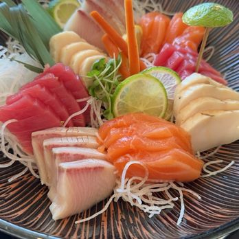 Mikata - Sashimi platter - Sushi Bars Near Me - Dunwoody, Georgia Mikata - Sashimi platter - Sushi Bars Near Me - Dunwoody, Georgia