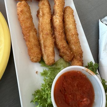 Sunset Grille & Raw Bar - Calamari Fries (3/5) - Sushi Bars Near Me - Duck, North Carolina