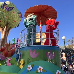 Sesame Street - Elmo and friends