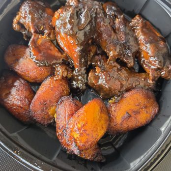 Island Frydays - Caribbean Near Me - Cincinnati, Ohio