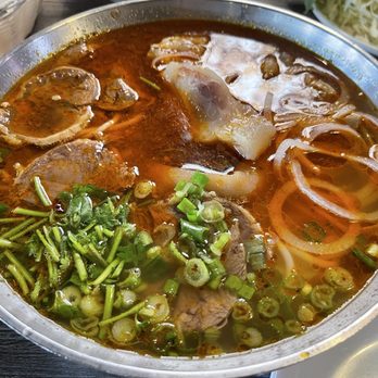 LV Pho 7 - Bun Bo Hue - Vietnamese Near Me - Las Vegas, Nevada
