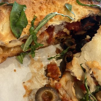 Flappy's Pizza - Their calzones are very large the dough was tasty, marinara sauce is good and the overall flavors were on point! I would recommend this. - Pizza Near Me - Sonora, California