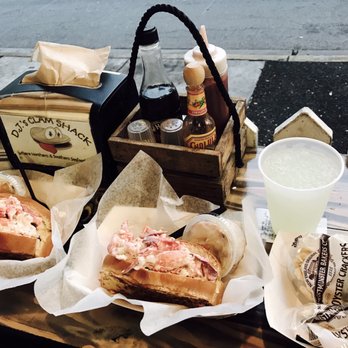 DJ's Clam Shack - Lobster rolls/ Lemonade and Calm chowder - Seafood Near Me - Key West, Florida