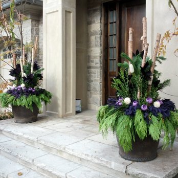 Aden Earthworks - two planters on the steps of a house - Landscaping Near Me - Toronto, Ontario Aden Earthworks - two planters on the steps of a house - Landscaping Near Me - Toronto, Ontario