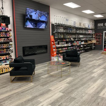 FLAME TOBACCO AND VAPE - Updated May 2026 - 11 Photos - 4340 N Leavitt Rd,  Lorain, Ohio - Tobacco Shops - Phone Number