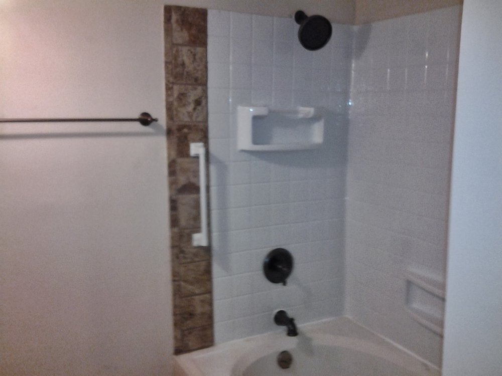 Slide of CD Holliman Constrution Group