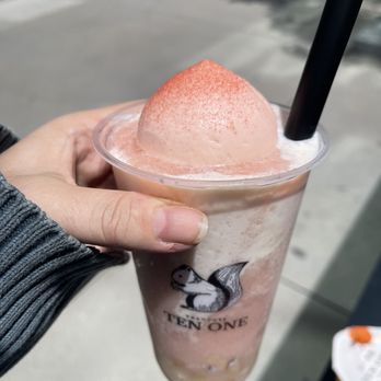 Ten One Tea House - I've been here 3x now & will continue going back. I watched the time it took her to make this and it was some serious hand crafting - Bubble Tea Near Me - Somerville, Massachusetts
