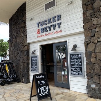 Tucker & Bevvy - Breakfast & Brunch Near Me - Honolulu, Hawaii Tucker & Bevvy - Breakfast & Brunch Near Me - Honolulu, Hawaii