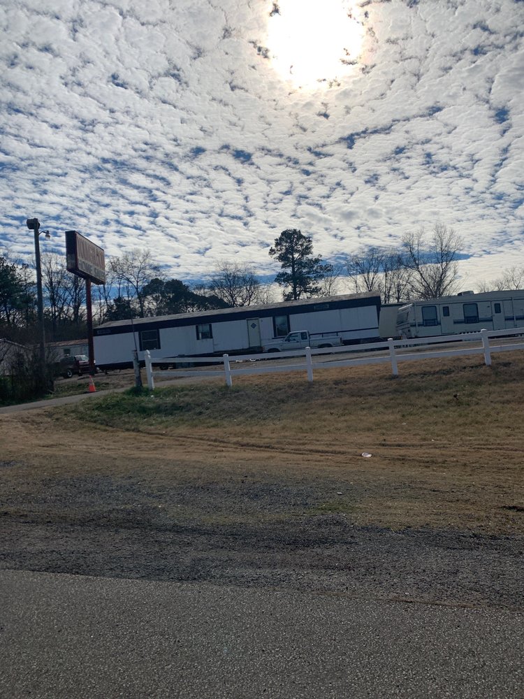 YOUNGBLOOD MOBILE HOMES SALES Updated July 2024 4626 Veterans