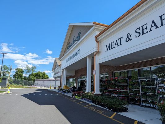 Caraluzzi's Danbury Market by null