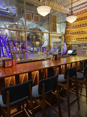 SQZBX Brewery & Pizza by null