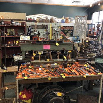 The Antique Experience - Antiques Near Me - Denton, Texas The Antique Experience - Antiques Near Me - Denton, Texas