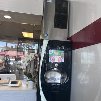Alohaus Poke Bar - Soda bar - Poke Near Me - Glendora, California