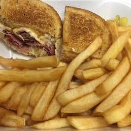 Classic Reuben Sandwich