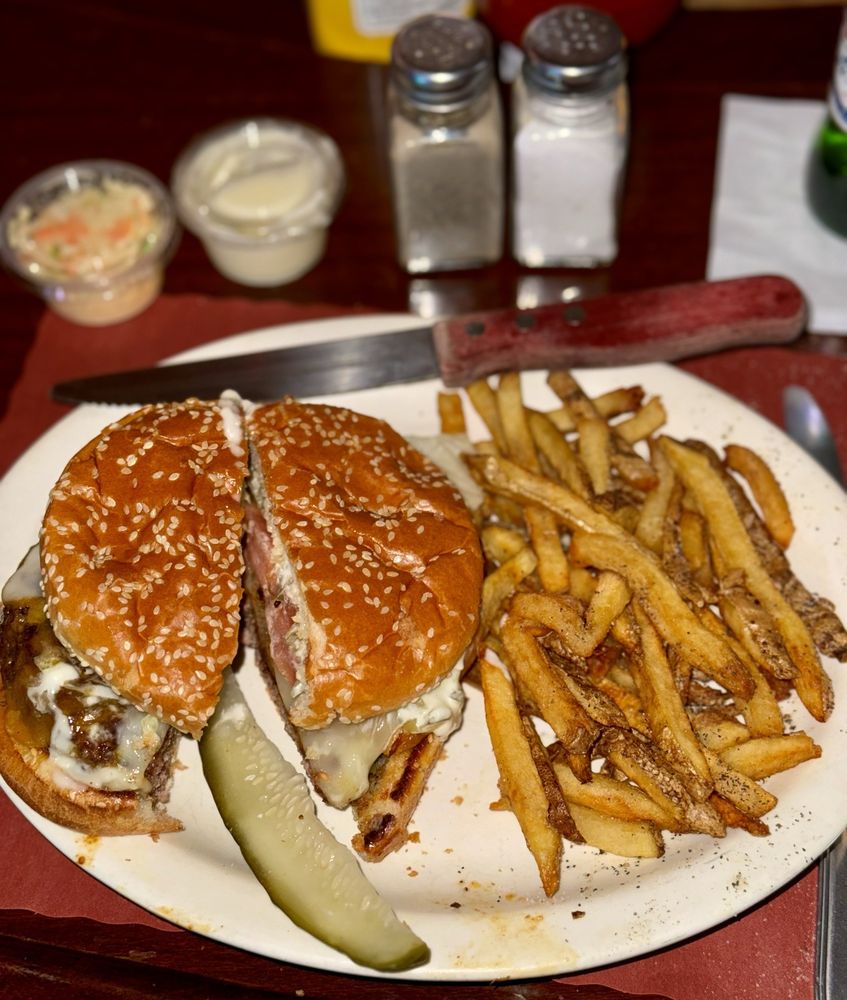 STACY’S CAFE Updated November 2024 46 Photos & 71 Reviews 845