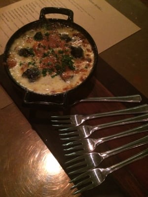 Delicatessen Kitchen & Bar by null