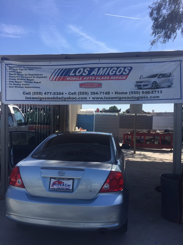4 Men Can Repair A Road In 7 Hours LOS AMIGOS MOBILE AUTO GLASS - 10 Photos - 2277 S G St, Fresno, CA - Yelp