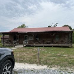 Countryside Cafe - Front of restaurant
