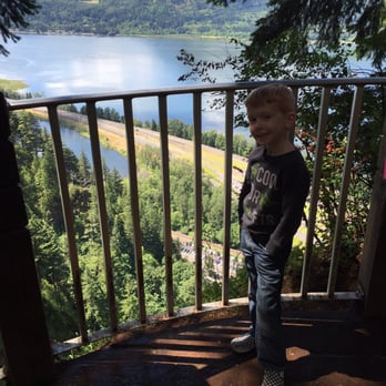 Multnomah Falls - Hiking Near Me - Bridal Veil, Oregon Multnomah Falls - Hiking Near Me - Bridal Veil, Oregon
