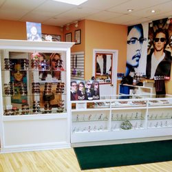 Romana Optical