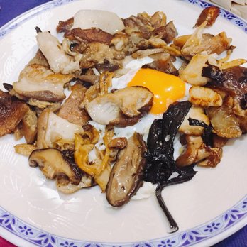 El Cisne Azul - Mushroom and eggs - Tapas/Small Plates Near Me - Madrid, M