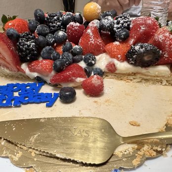 Karina's Cake House - Fruit Tart Cake packed w/ fresh fruits & a flaky yet substantial crust to keep it interesting - Bakeries Near Me - Glendale, California Karina's Cake House - Fruit Tart Cake packed w/ fresh fruits & a flaky yet substantial crust to keep it interesting - Bakeries Near Me - Glendale, California