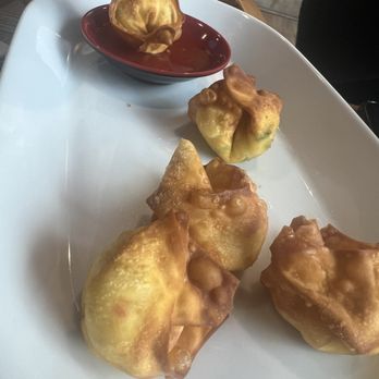 Buuz Thai Eatery - crab rangoon - Thai Near Me - Arlington, Virginia