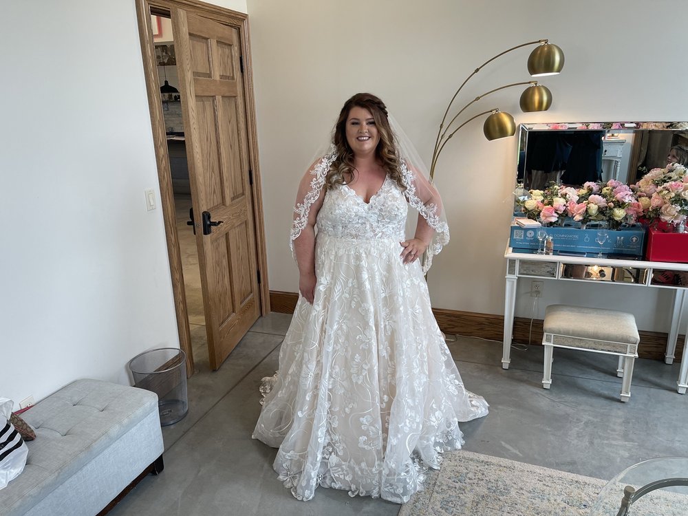 ALTERATIONS BY SILVIA Updated August 2024 43 Photos 10 E Main St