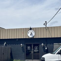 Mill City Public House - Outside entrance