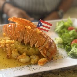 EL Caney Restaurant & Bar