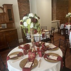 The Conservatory At Waterstone - Table set up