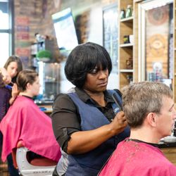 Reesha Barbers - American Barber Shop
