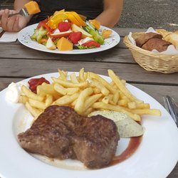 Gaststätte Estragon - Steak wasn't the quality I expected. The schnitzel is much better.