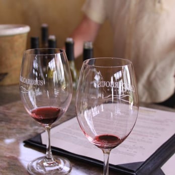 Calcareous Vineyard - Wine Tasting Room Near Me - Paso Robles, California