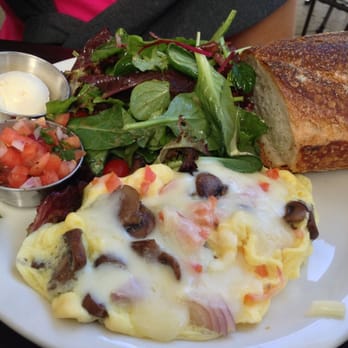 Urth Caffé-Pasadena - Mushroom omelette is delicious. - Cafes Near Me - Pasadena, California Urth Caffé-Pasadena - Mushroom omelette is delicious. - Cafes Near Me - Pasadena, California