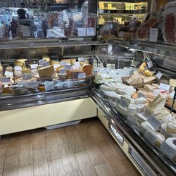 La Fermette - Cheese!