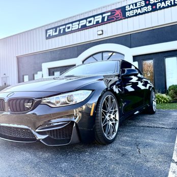 Autosport - BMW M4 Competition dropped off for service - Auto Repair Near Me - Elburn, Illinois