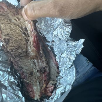 Dee Willie’s BBQ - This is the extra extra lean brisket with tons of fat - Barbeque Near Me - San Antonio, Texas Dee Willie’s BBQ - This is the extra extra lean brisket with tons of fat - Barbeque Near Me - San Antonio, Texas