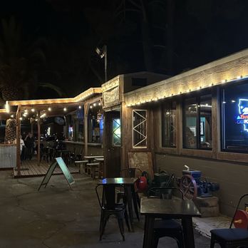 River's End - Nice atmosphere - Pubs Near Me - Santa Clarita, California River's End - Nice atmosphere - Pubs Near Me - Santa Clarita, California