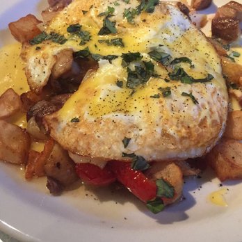 Rathskeller Bistro - New American Near Me - Fredericksburg, Texas