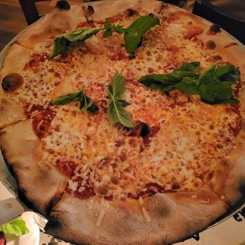 Lucali - Plain Pie - Italian Near Me - Miami Beach, Florida