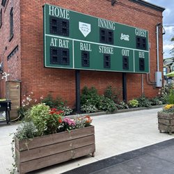 The Mitten Brewing - Outside patio
