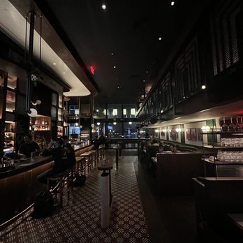 Albert's Bar - Cocktail Bars Near Me - New York, New York