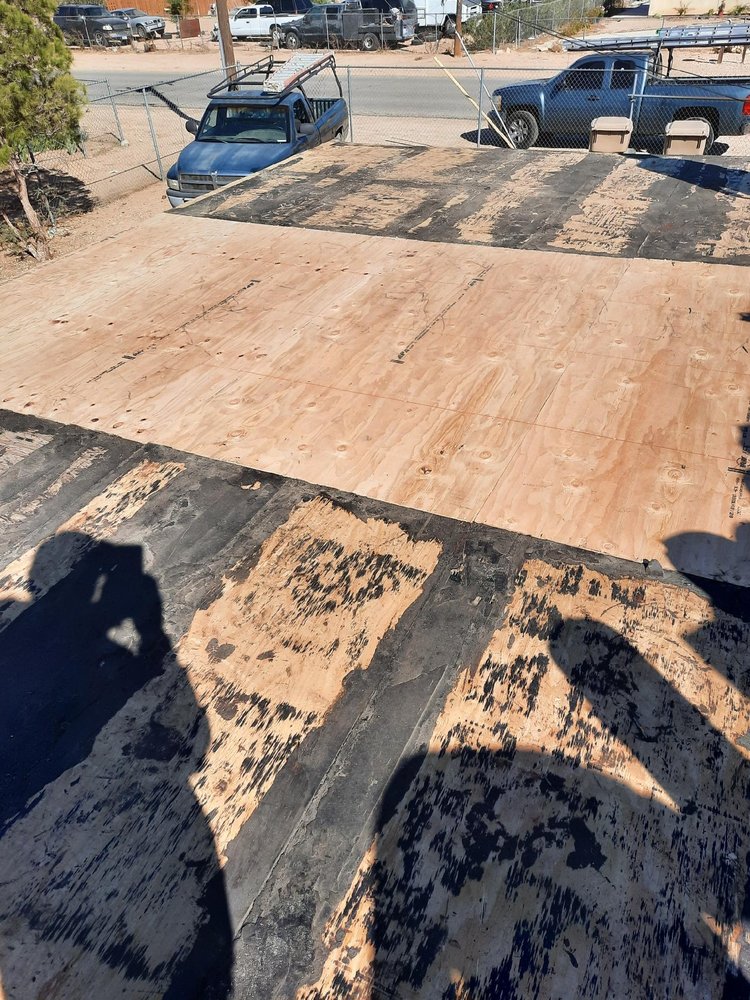 Slide of Contreras Roofing