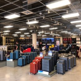 samsonite store near me