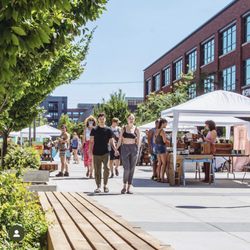 Slabtown Outdoor Market - A beautiful location with lots of seating.