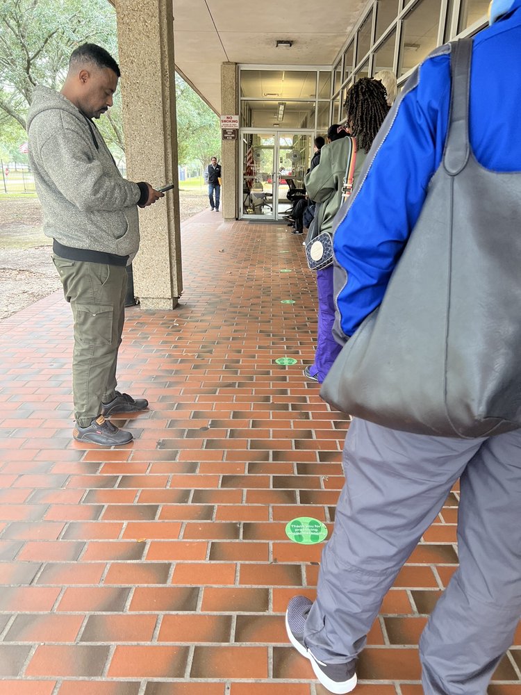 DMV Updated September 2024 24 Reviews 7701 Independence Blvd