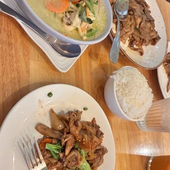 Basil & Co - Thai Near Me - Diamond Bar, California