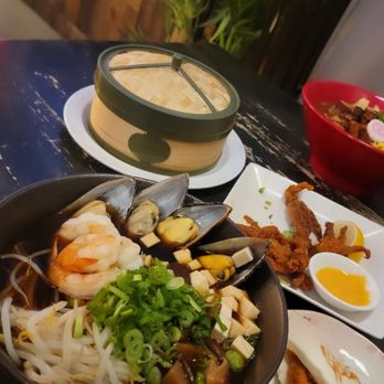 Rakkii Ramen - Calamari, Seafood Udon, chashu bun, curry ramen - Ramen Near Me - Smithtown, New York Rakkii Ramen - Calamari, Seafood Udon, chashu bun, curry ramen - Ramen Near Me - Smithtown, New York